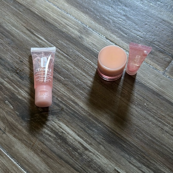 Mix & Match CLINIQUE skincare/make-up Bundles - Picture 5 of 9